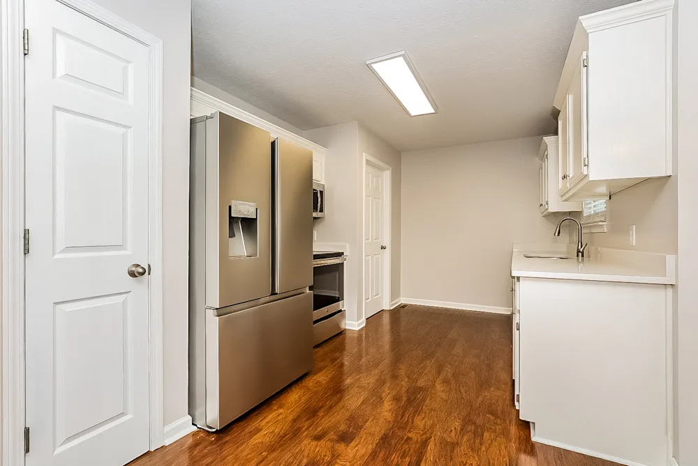 496 Laramie Dr #NA - Photo 2 of 9