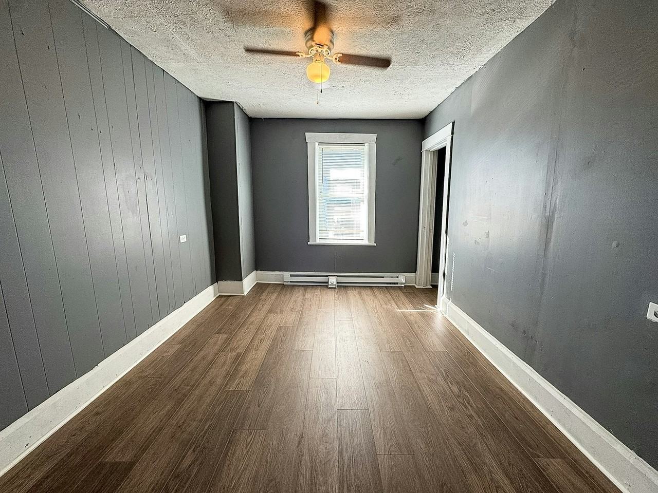 158 Main St, Unit 3 - Photo 7 of 20