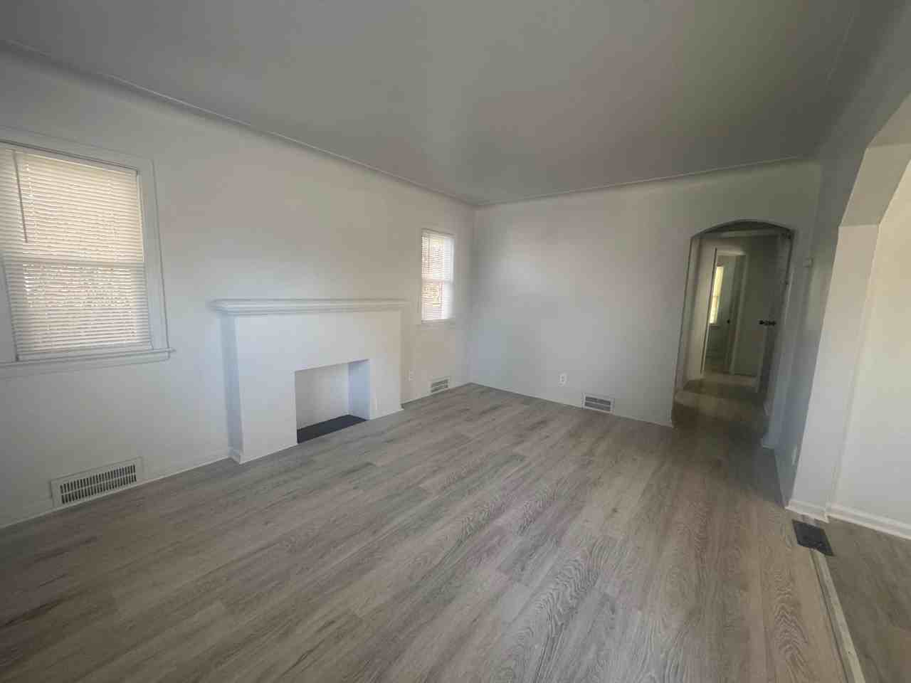 11326 Marlowe St #1 - Photo 3 of 14
