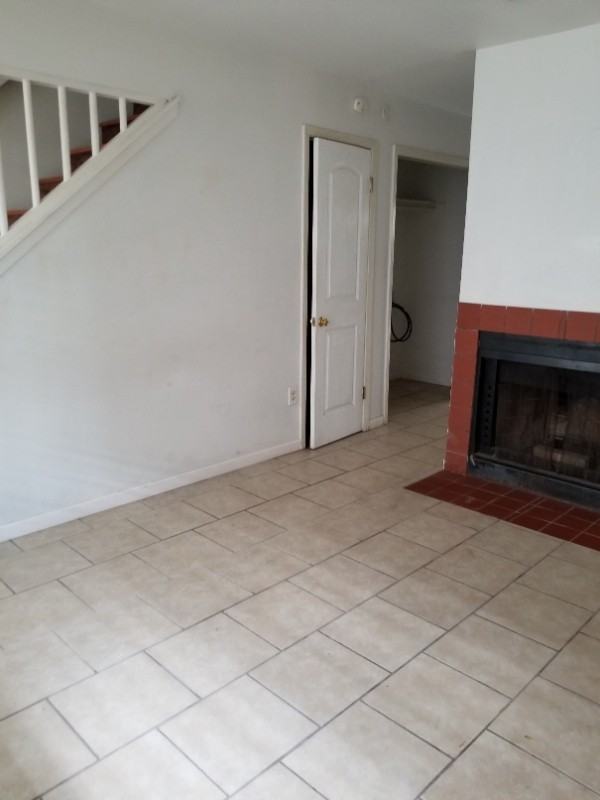 1102 Verde Dr - Photo 5 of 20