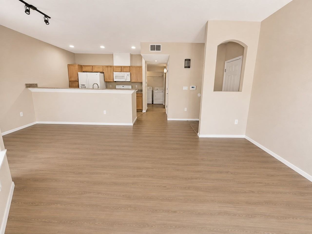 4200 E Commerce Way #2224 - Photo 3 of 18