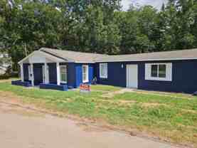 208 Washington St - Photo 1 of 1