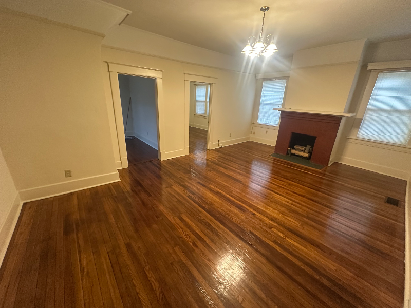 515 W 24th St #A - Photo 2 of 9