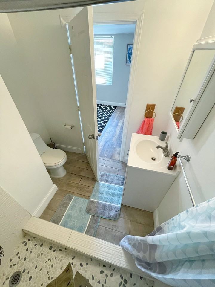 51 5th St #2 - Photo 4 of 8