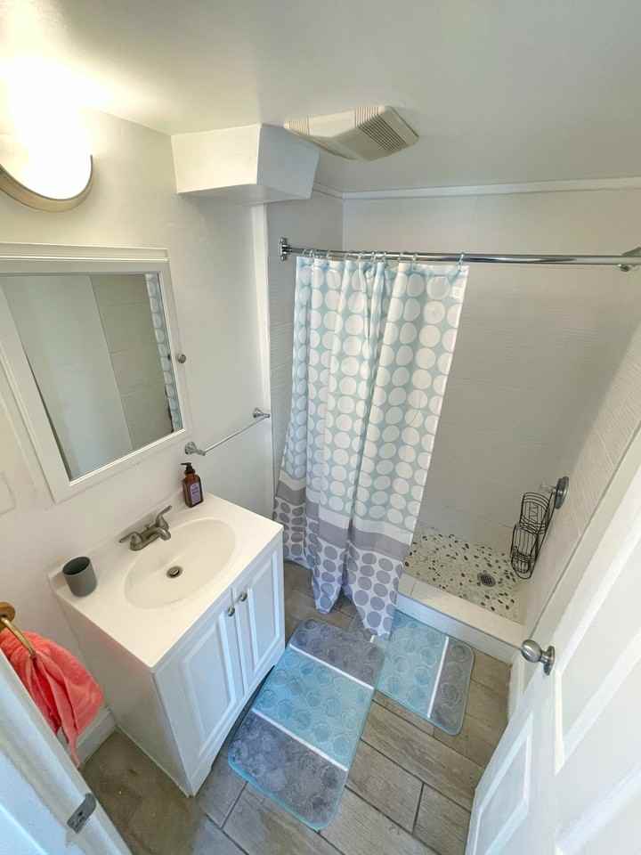 51 5th St #2 - Photo 5 of 8