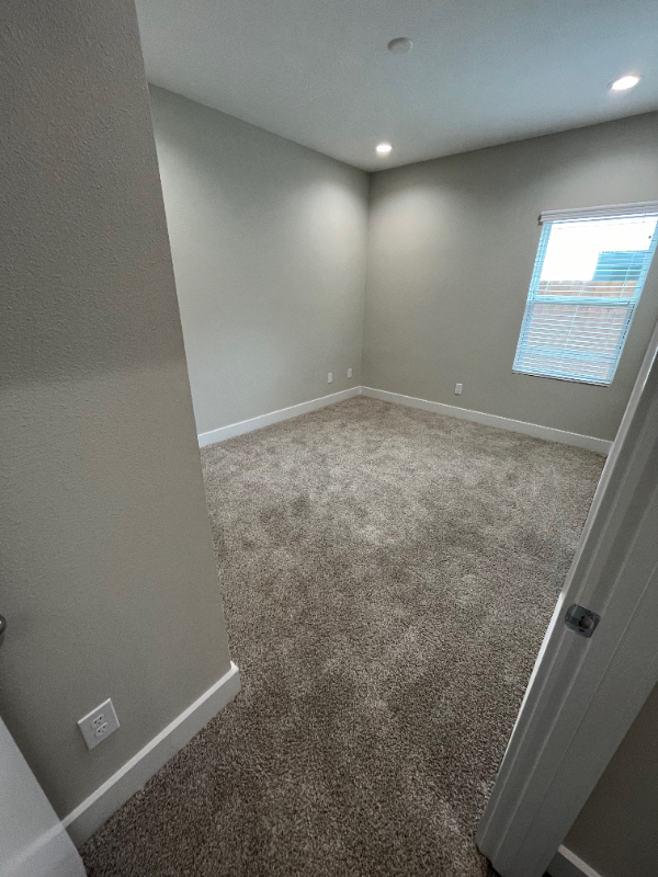 6715 Allegheny St - Photo 4 of 20
