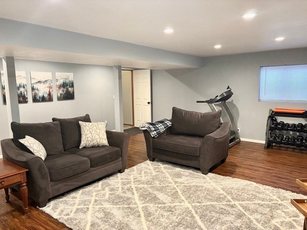 2512 Hollingbourne Dr - Photo 3 of 18