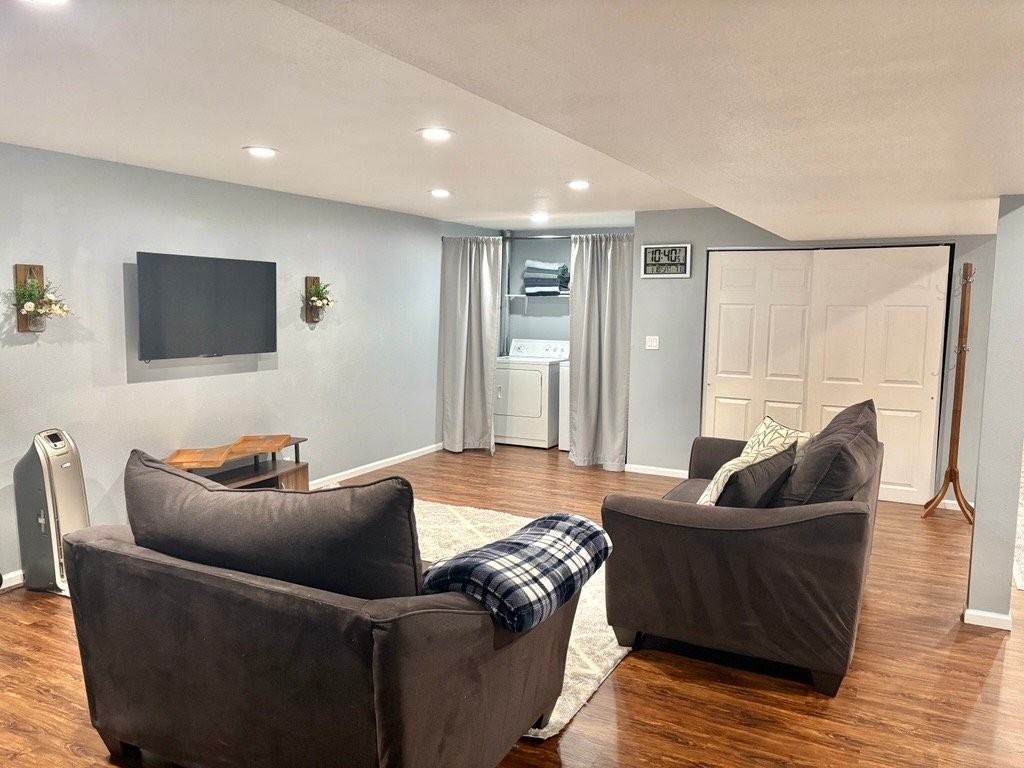 2512 Hollingbourne Dr - Photo 4 of 18