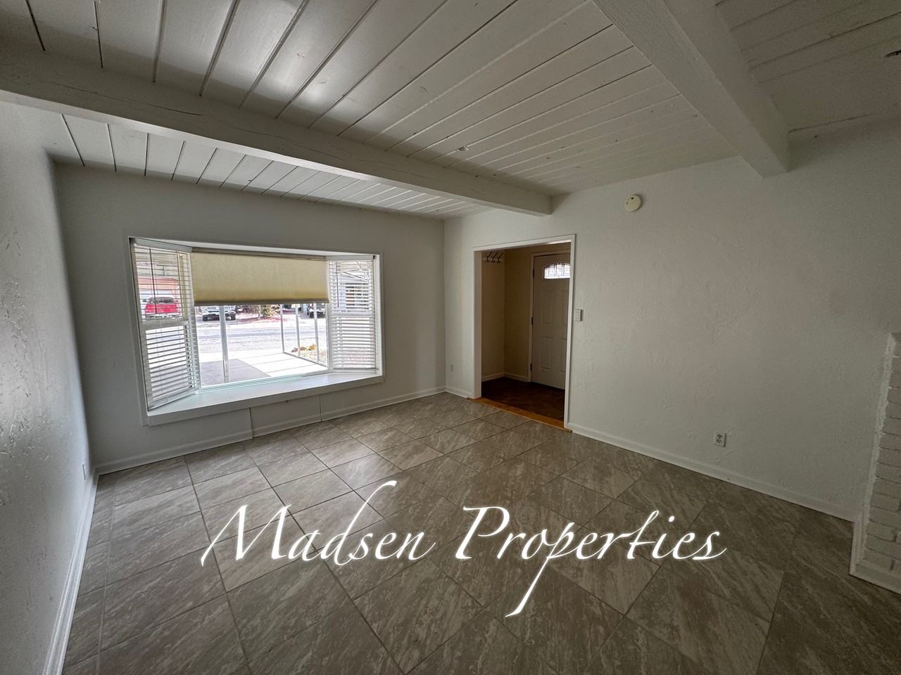 63 Oak Dr #1 - Photo 5 of 26