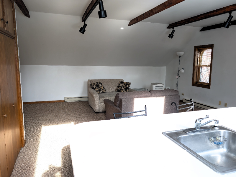 5329 Broadway St #5 - Photo 3 of 9