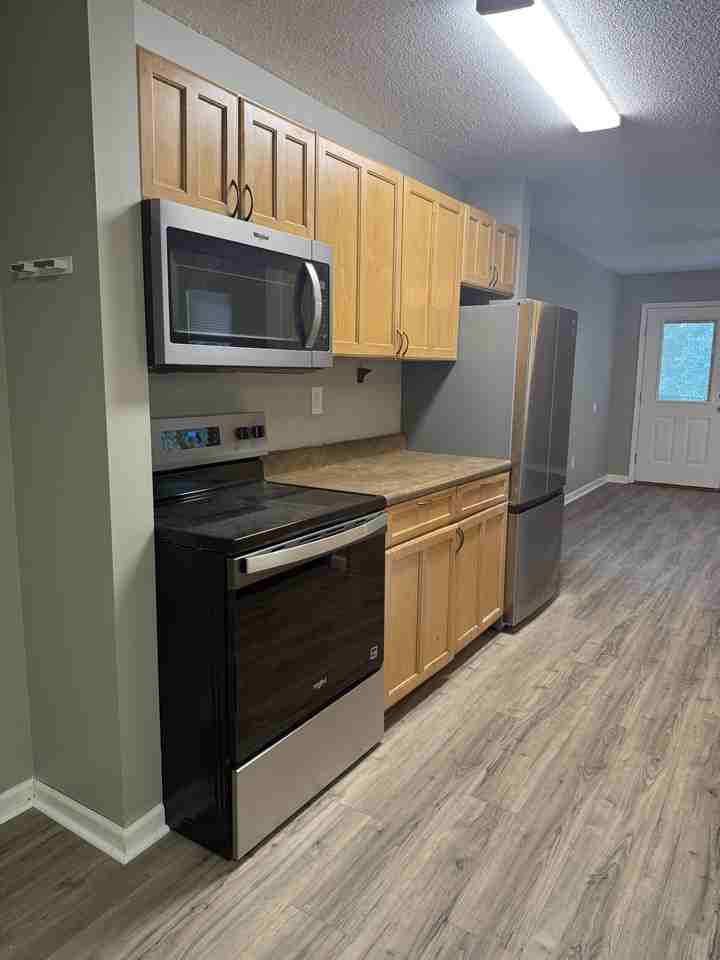 407 Ming St #1 - Photo 5 of 16