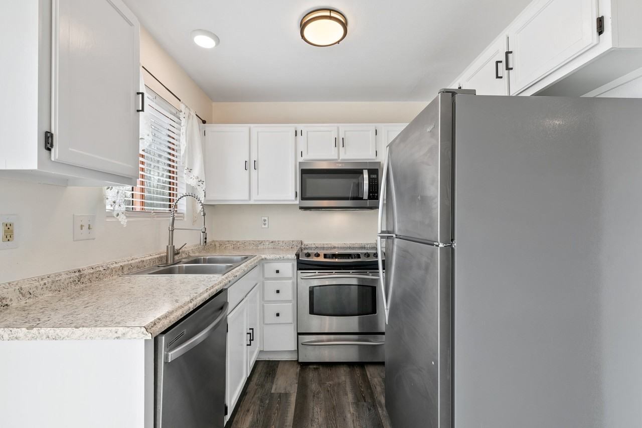 4285 Dye St #1 - Photo 6 of 35