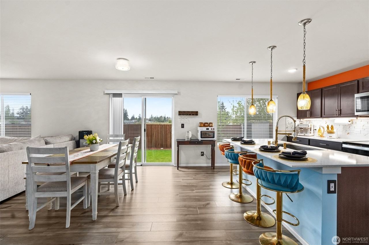 15153 Prescott Loop Se #1 - Photo 3 of 38