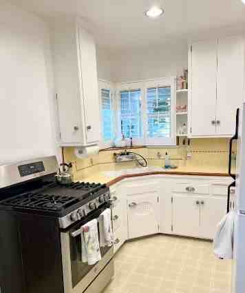 10802 Howard St #NA - Photo 5 of 11
