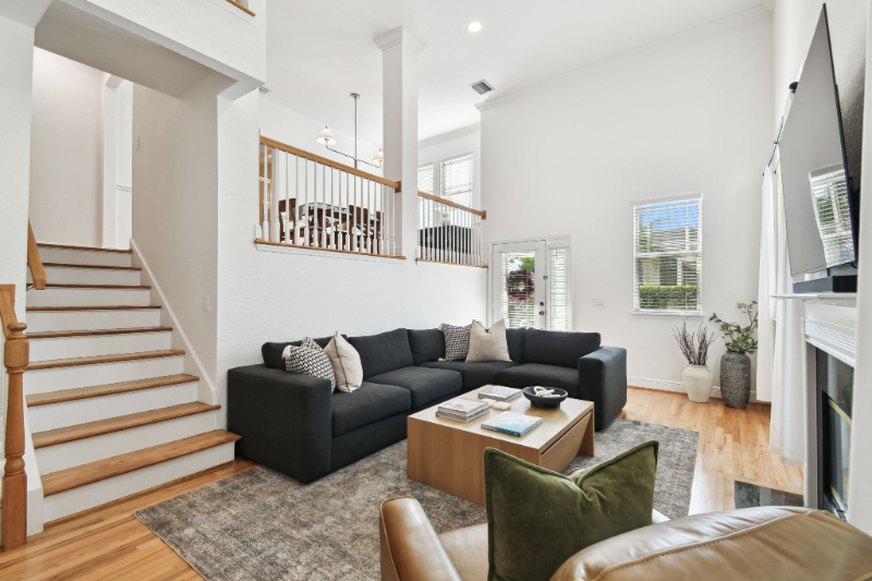 3315 W De Leon St #1 - Photo 5 of 20