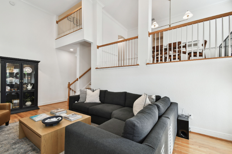 3315 W De Leon St #1 - Photo 6 of 20