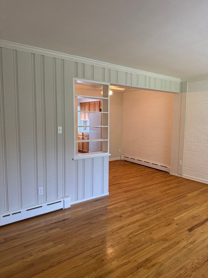 1614 Beacon St #7 - Photo 4 of 20