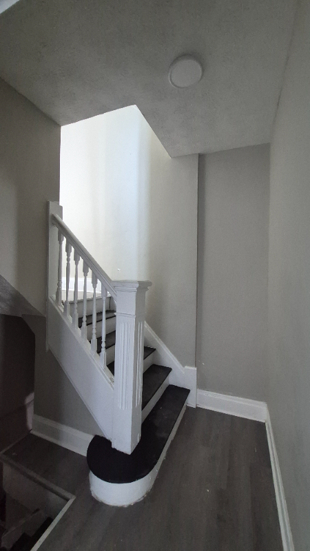 916 Riverview Ter - Photo 4 of 16