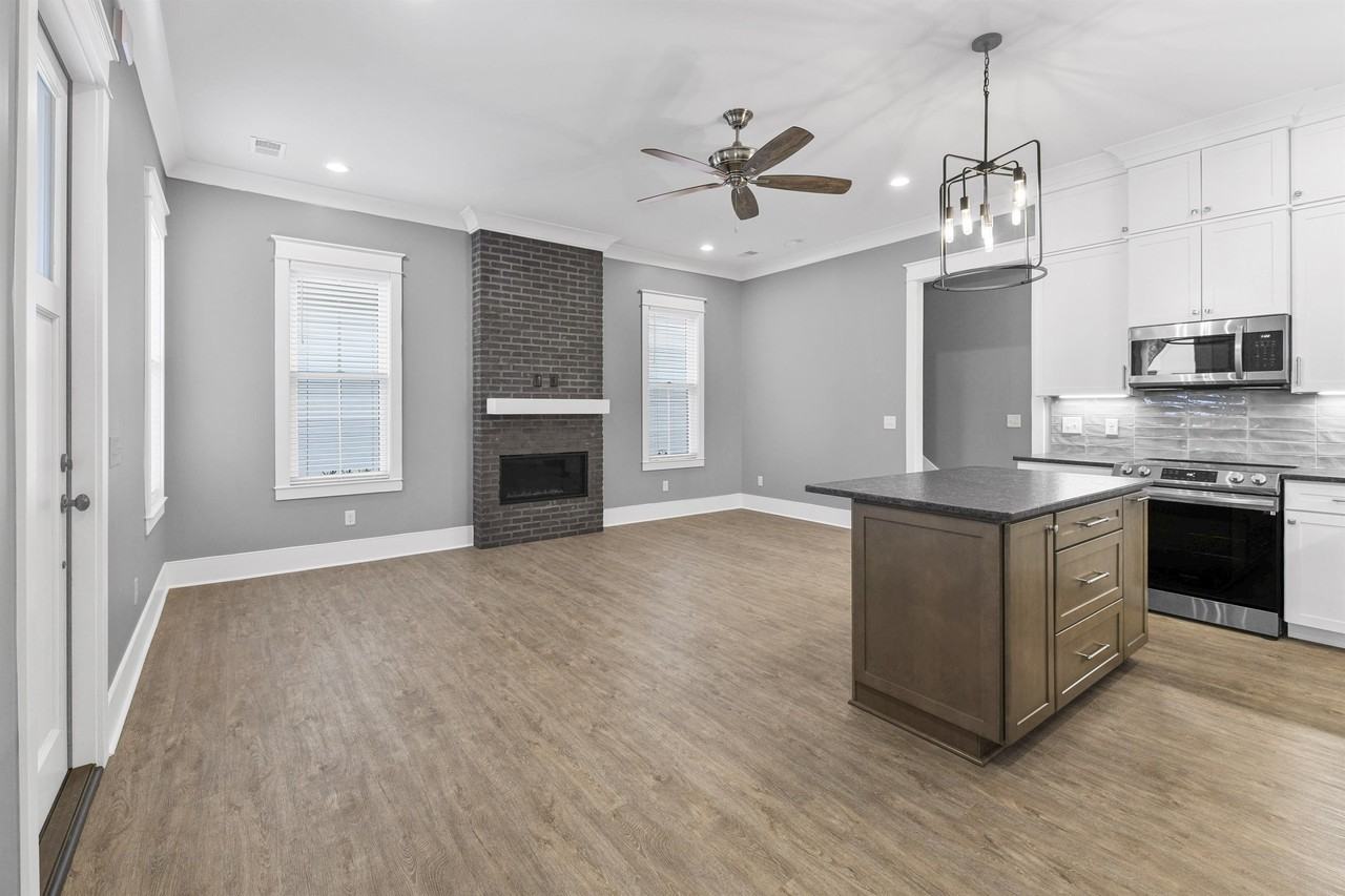 1705 Double Oak Trl #1 - Photo 3 of 50