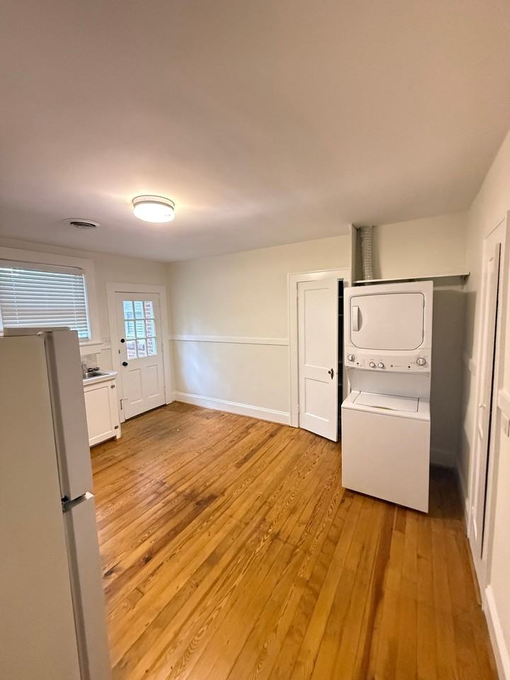 227 Mitchell Ave #5 - Photo 4 of 7