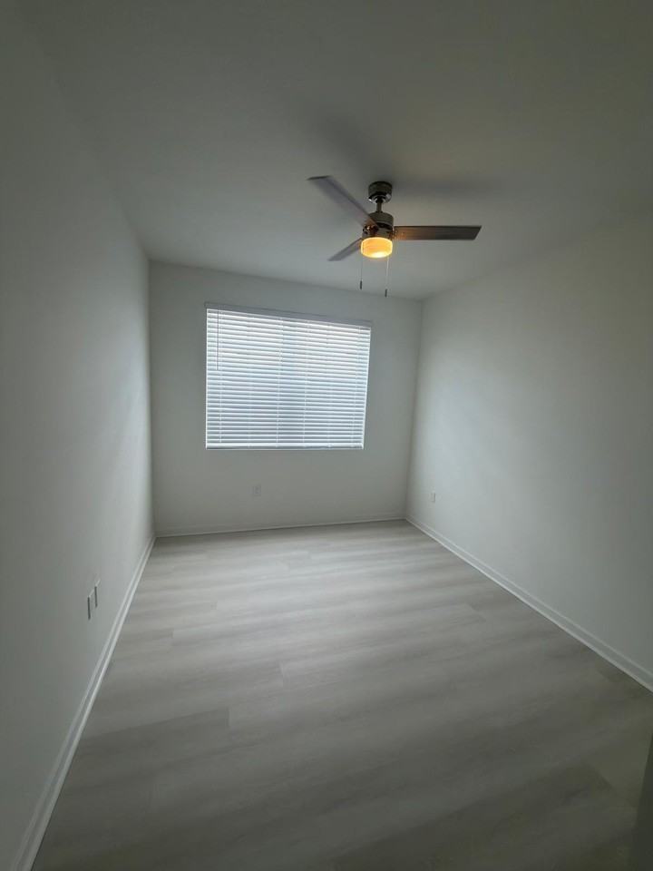 5587 Millenia Blvd - Photo 5 of 8