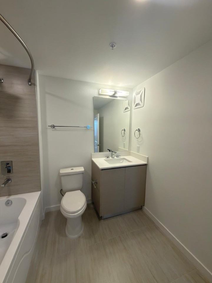 5587 Millenia Blvd - Photo 7 of 8