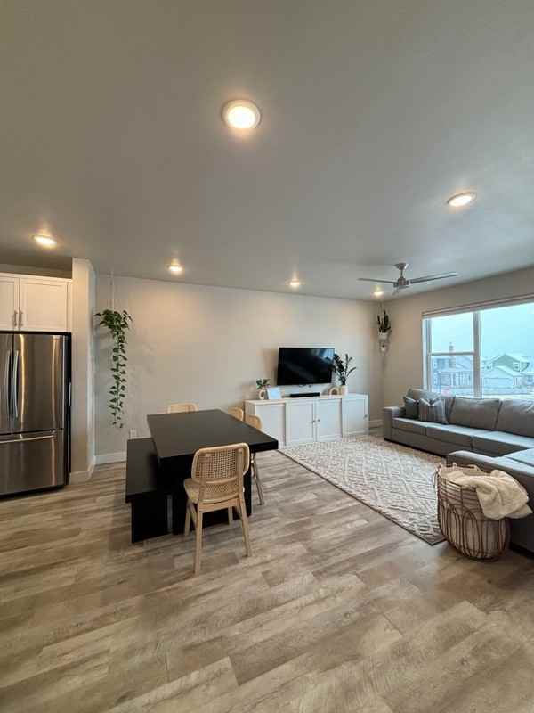 6367 W Birch Run Rd - Photo 7 of 41
