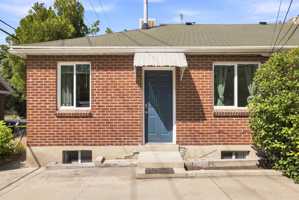 featured image of 1977 S St #1