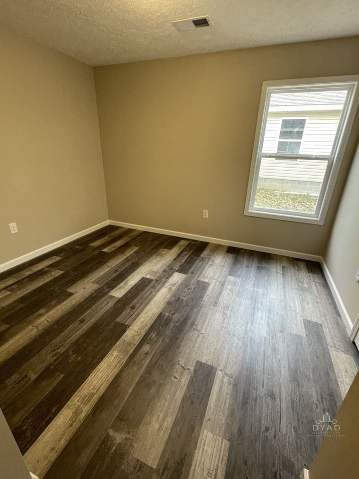 1336 Cumberland St #1 - Photo 6 of 9