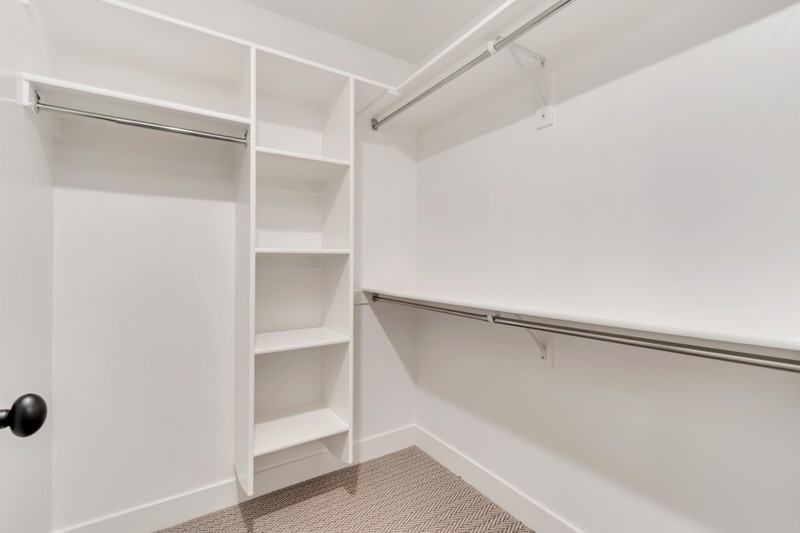 4458 S Stonington Way - Photo 5 of 32