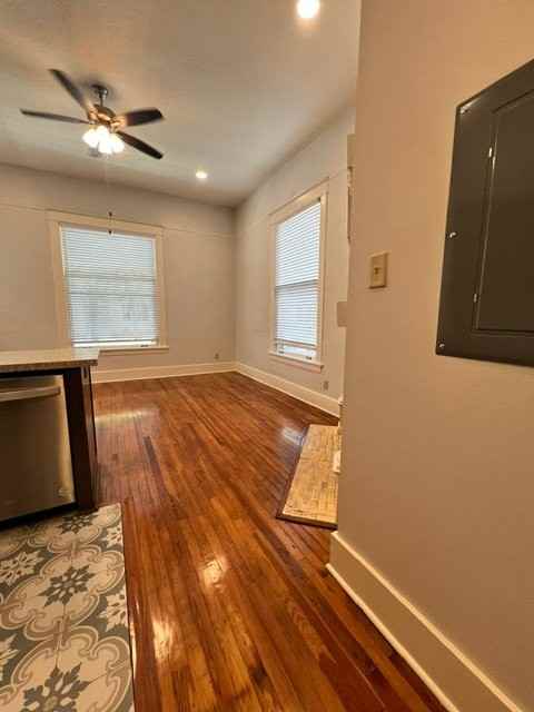 516 E 8th St #A - Photo 4 of 19