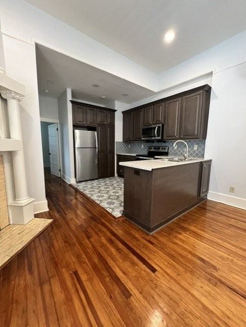 516 E 8th St #A - Photo 6 of 19