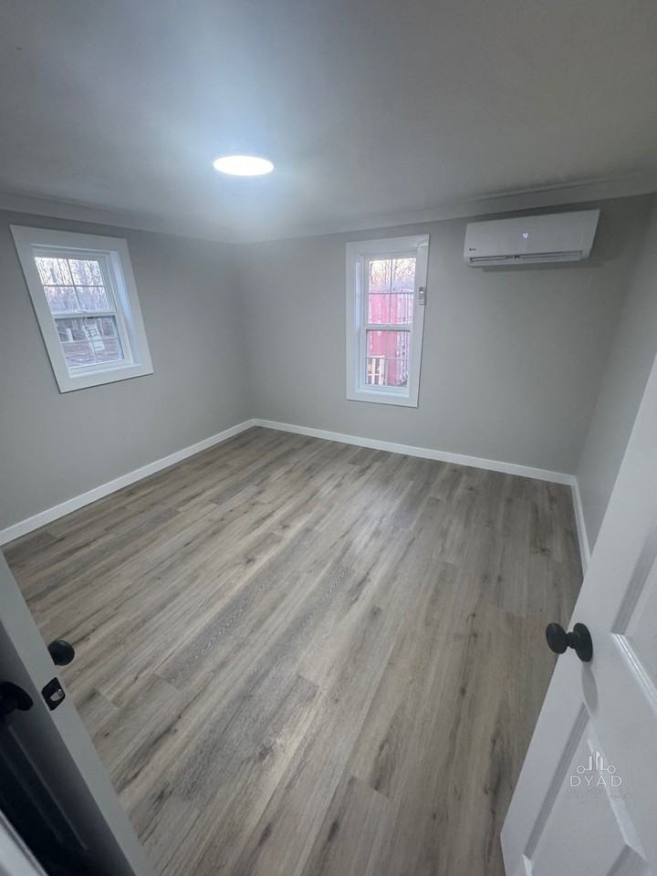 201 Adams St #1 - Photo 7 of 7