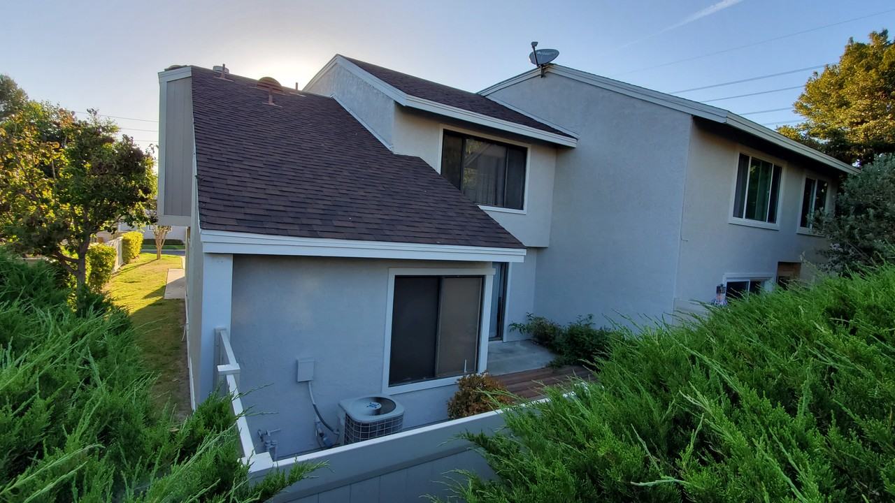 10 Autumn Hill Ln #NA - Photo 3 of 17