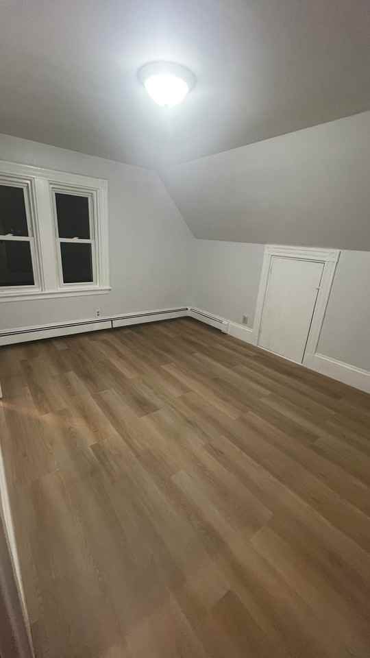 1 Hyde Park St - Photo 7 of 9