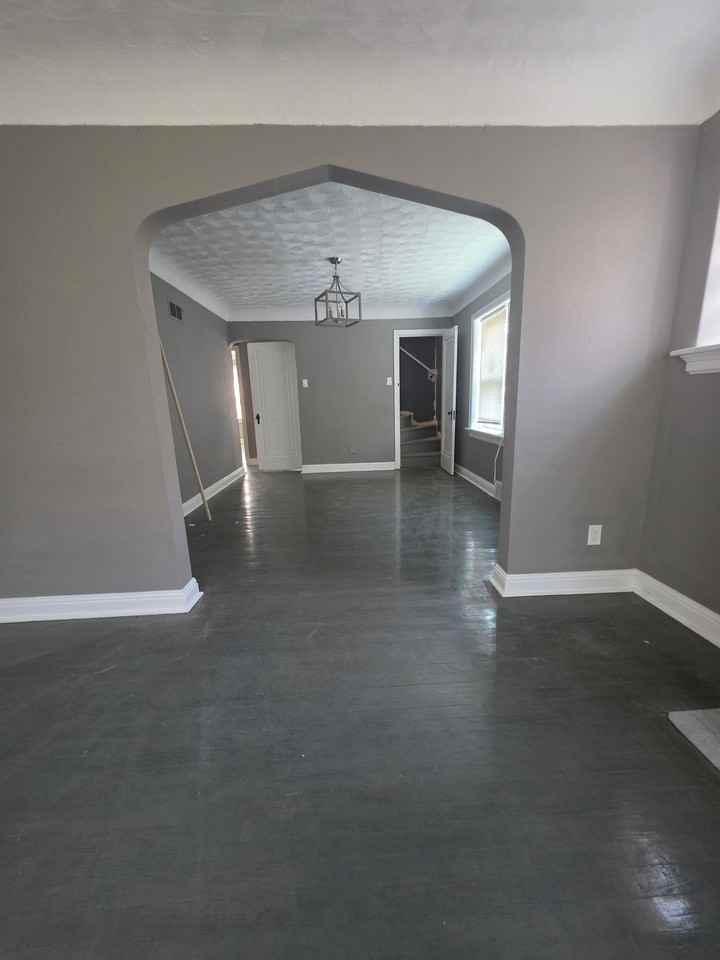 6004 N Pointe Blvd - Photo 2 of 9