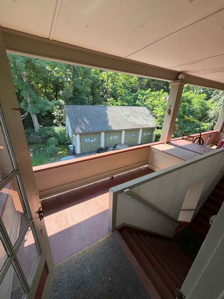 87 Cliff St #2ndLEFT - Photo 4 of 17