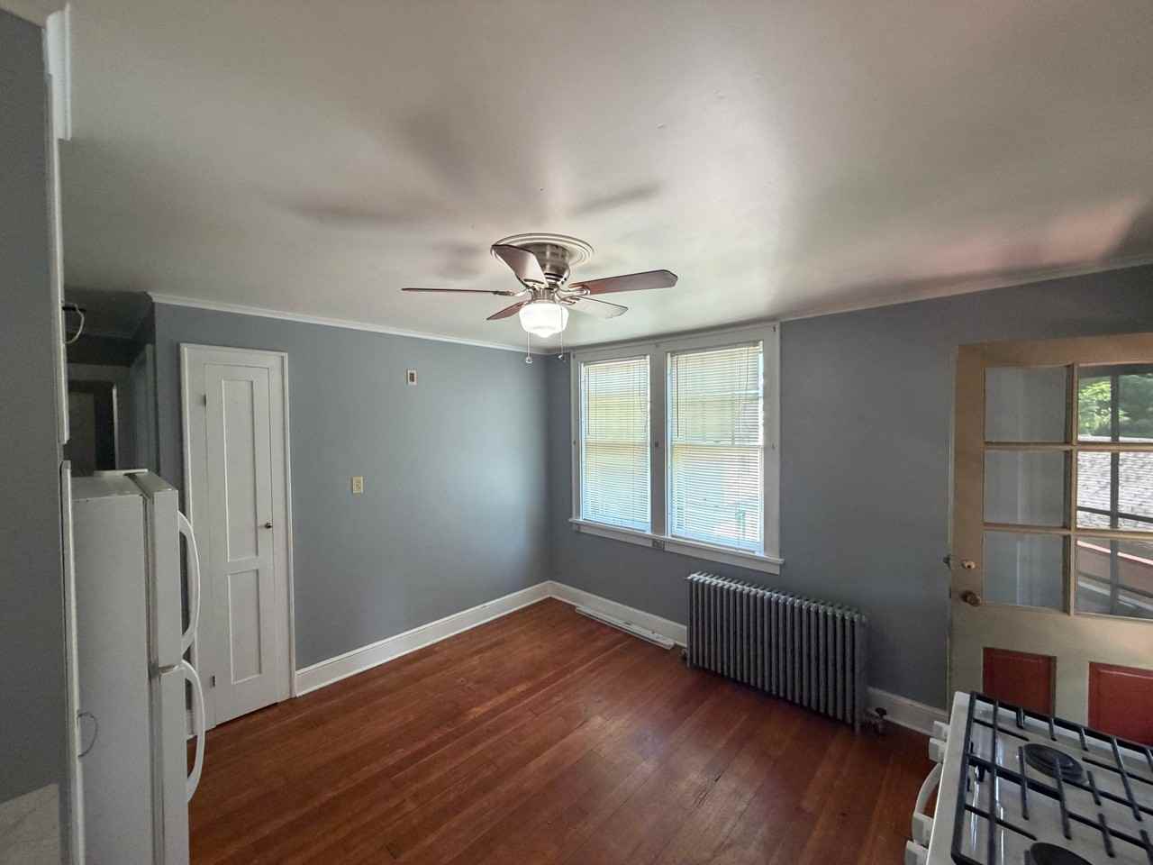 87 Cliff St #2ndLEFT - Photo 5 of 17