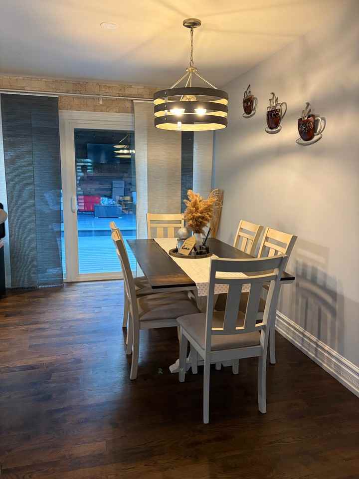 528 Charing Cross Rd - Photo 5 of 13