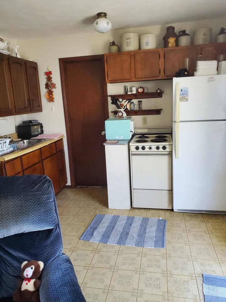 805 Ocean Ave - Photo 5 of 10