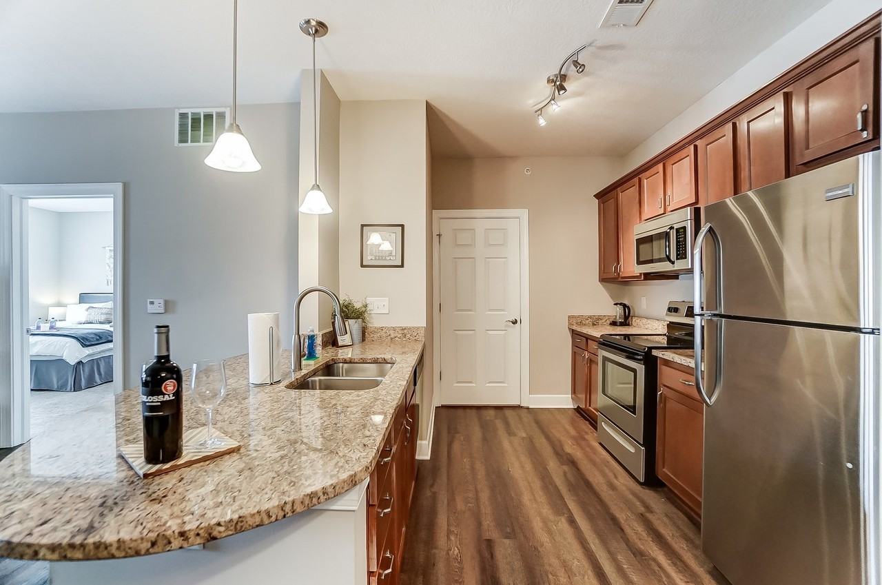 587 Brockhampton Ln #103 - Photo 6 of 18