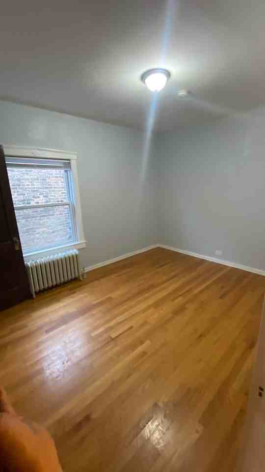 5235 W Montrose Ave #2 - Photo 5 of 15