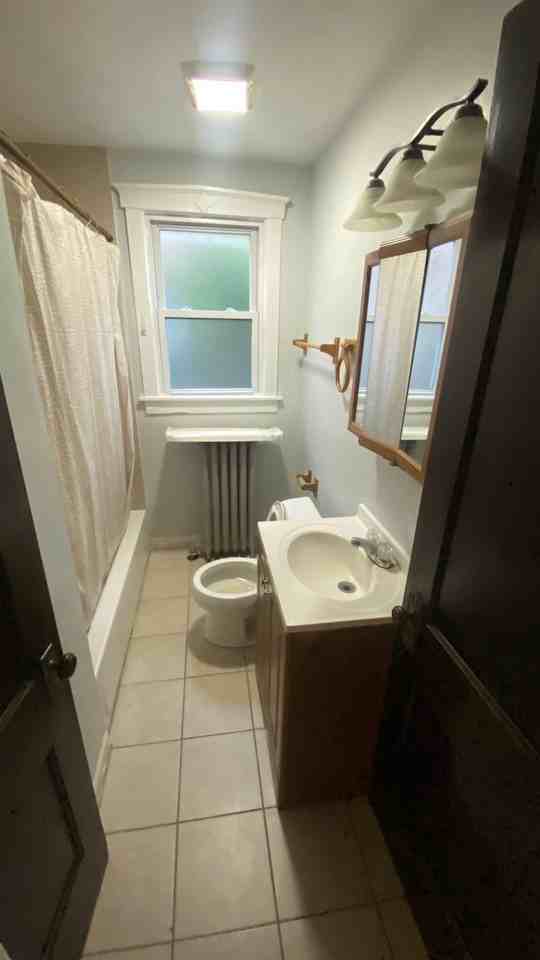5235 W Montrose Ave #2 - Photo 6 of 15