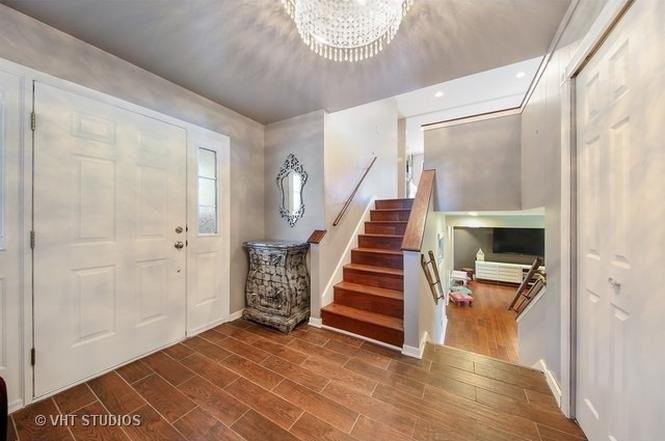 21W154 Canary Rd - Photo 3 of 5