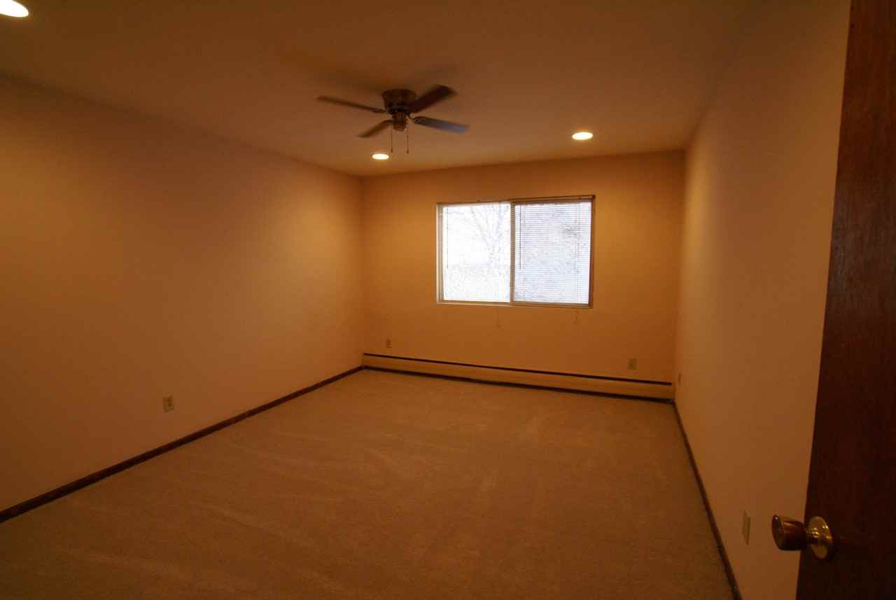2726 Bloomington Ave #100 - Photo 7 of 11