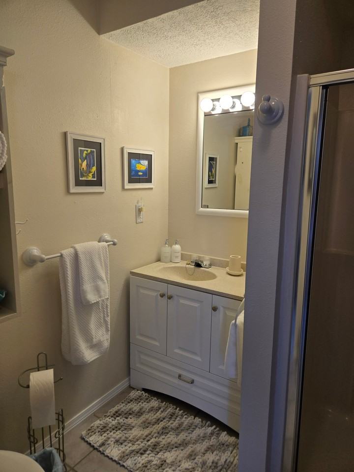 440 Driftwood Rd #A - Photo 7 of 20