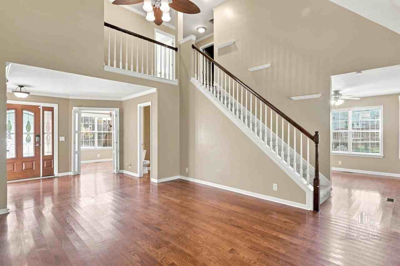 2908 Caymen Ct #1 - Photo 7 of 31