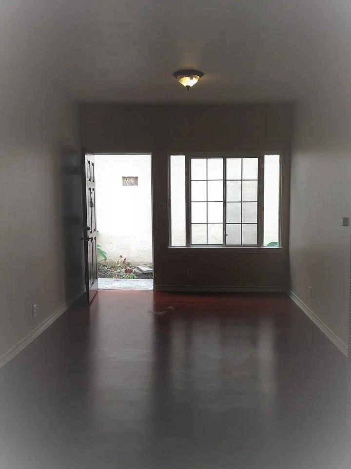 972 Marview Ave #0 - Photo 3 of 8