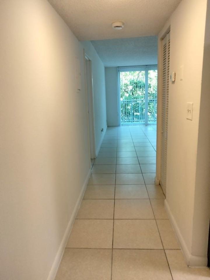 3500 Washington St #206 - Photo 4 of 11