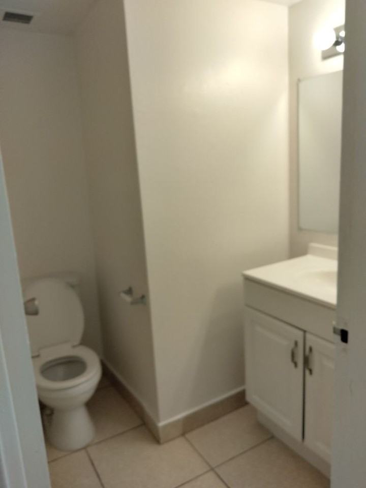 3500 Washington St #206 - Photo 5 of 11